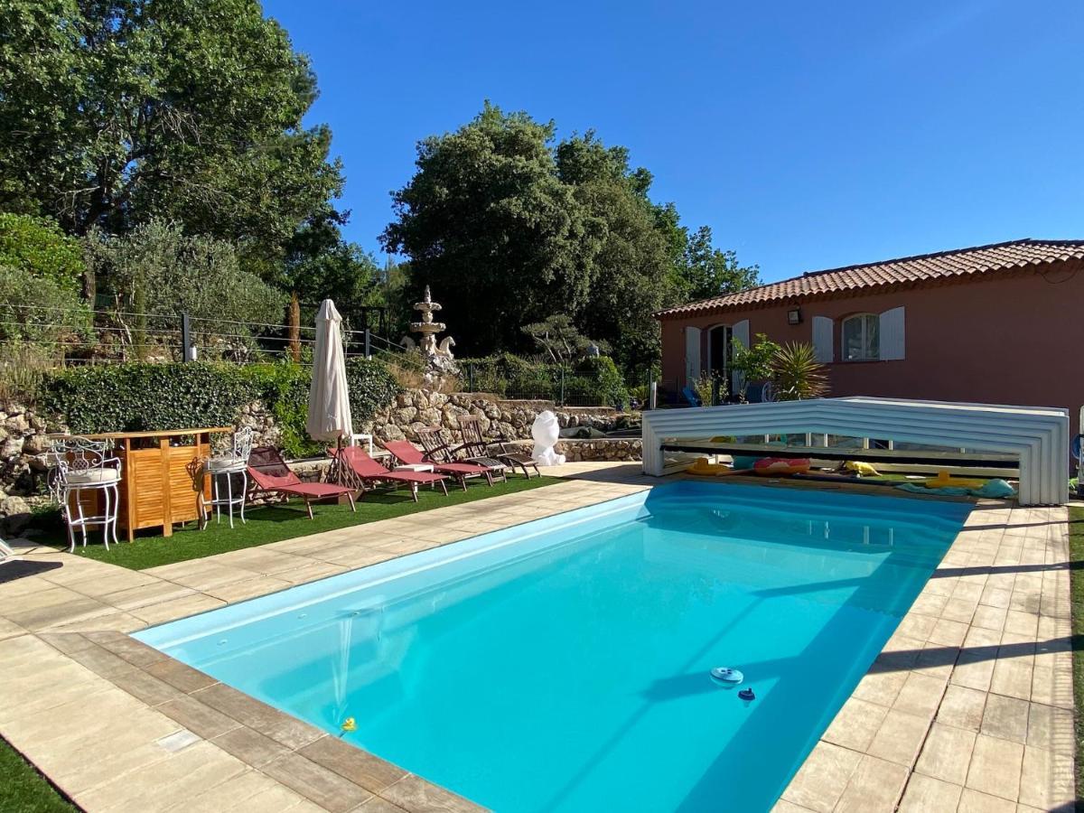 Bed and Breakfast La Vie Est Belle En Provence Tourves Esterno foto