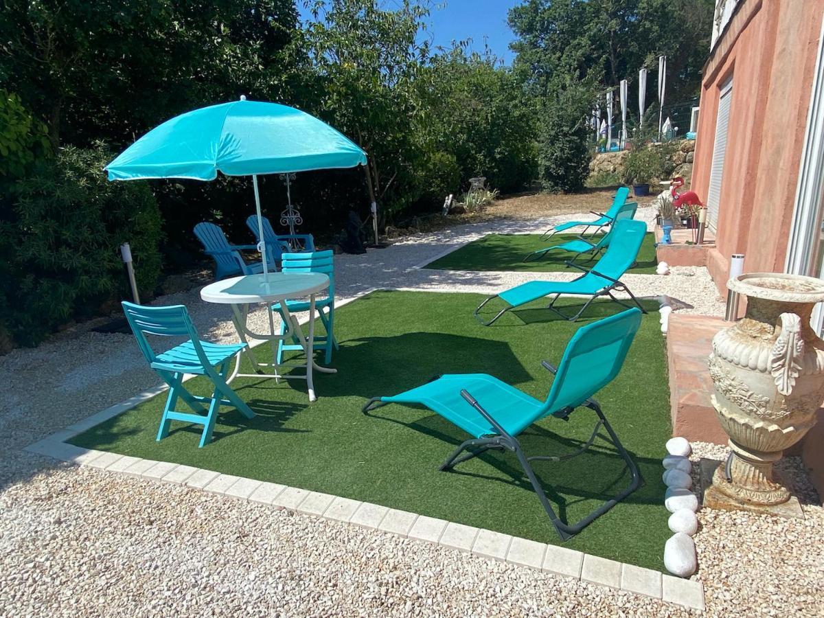 Bed and Breakfast La Vie Est Belle En Provence Tourves Esterno foto