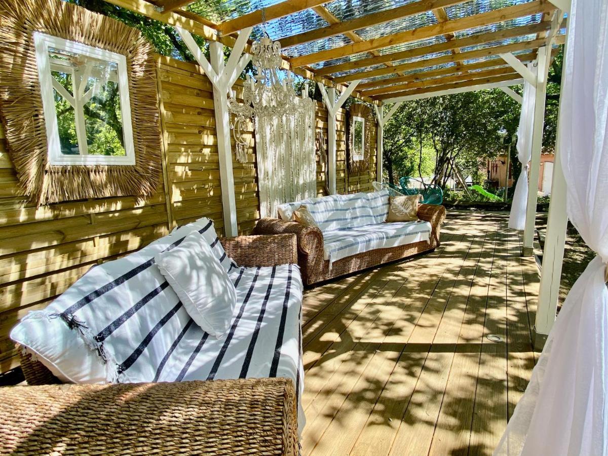 Bed and Breakfast La Vie Est Belle En Provence Tourves Esterno foto