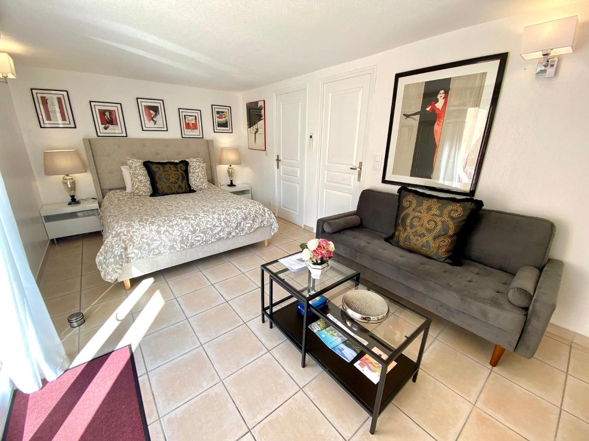 Bed and Breakfast La Vie Est Belle En Provence Tourves Esterno foto